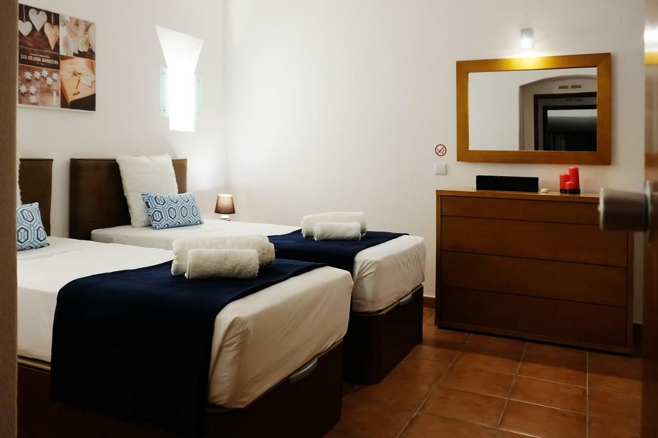 Lotus Villa, Albufeira Buitenkant foto
